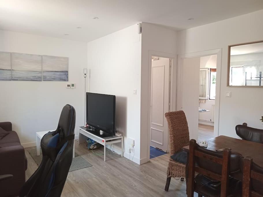 Preciosa Casa Bi-Familiar Al Lado De Donosti. Apartment Irun Ngoại thất bức ảnh